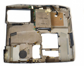 Нижняя часть корпуса (поддон) ноутбука Toshiba Satellite 5005-S504, 47T201216