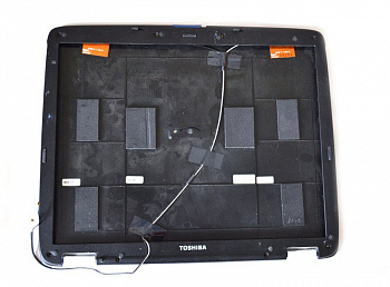 Крышка и рамка матрицы ноутбука Toshiba Satellite A60-S1591, V000040370